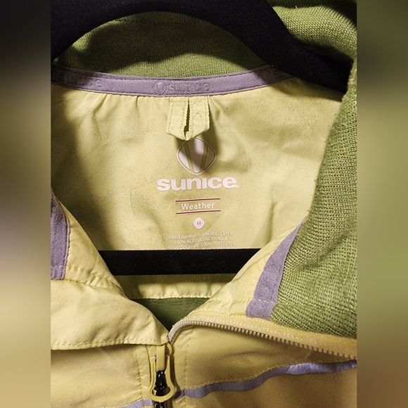 Sunice - mens - Size M - weather windbreaker - Picture 3 of 5
